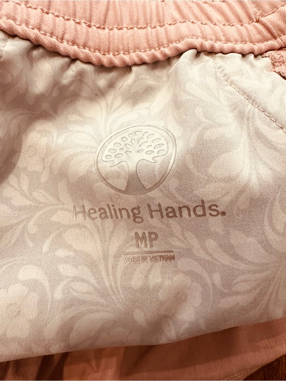 Women’s Healing Hands Quest “Brandy” in Pink Pearl ~ EUC - Picture 5 of 11